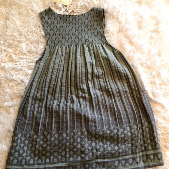 Max Studio Mint Green and Gray Smocked Sleeveless Tank top with Slight Flair - Picture 10 of 15